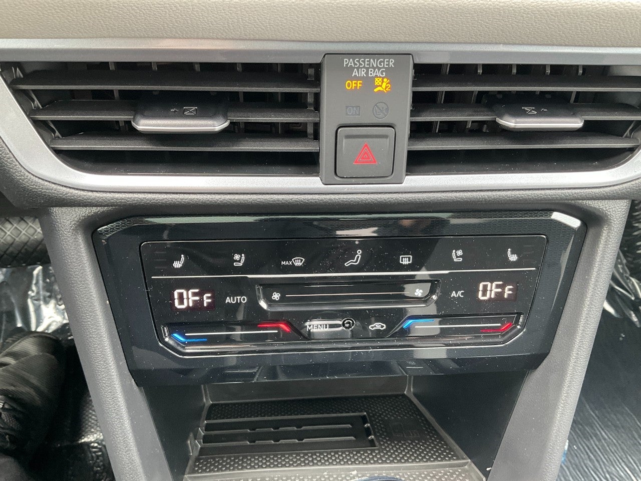2026 Volkswagen Taos SEL 4MOTION