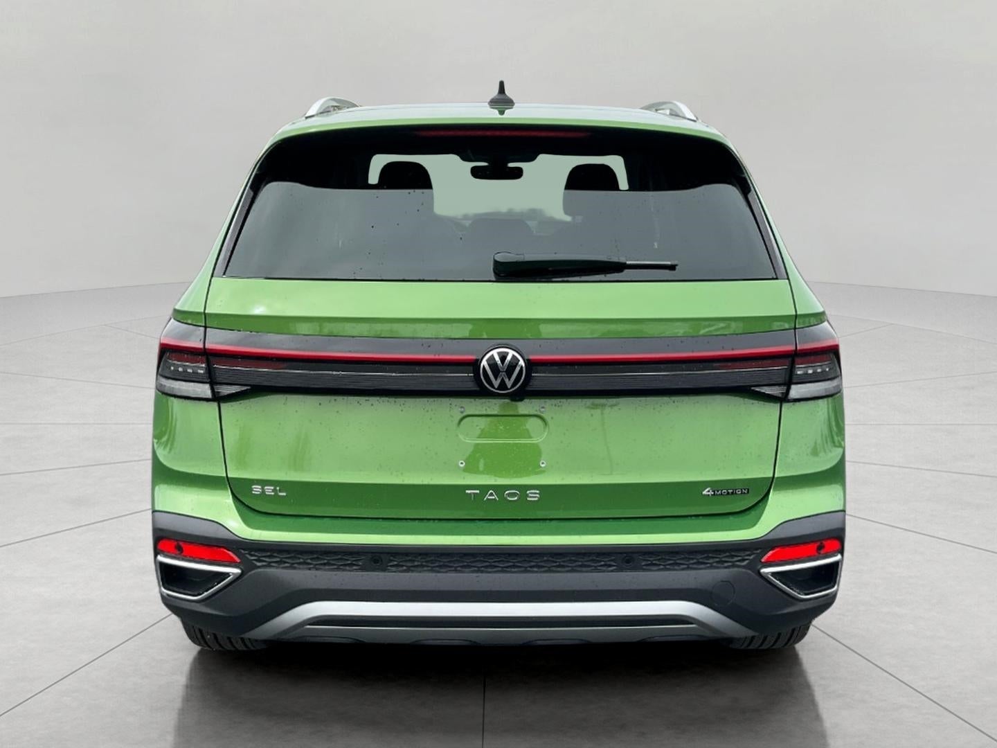 2026 Volkswagen Taos SEL 4MOTION