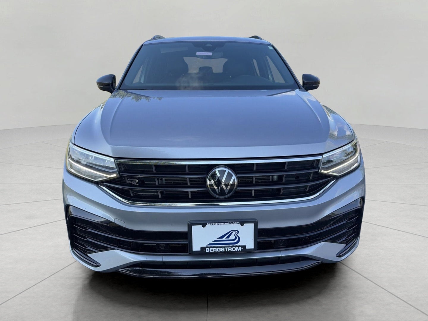 2022 Volkswagen Tiguan 2.0T SE R-Line Black 4MOTION