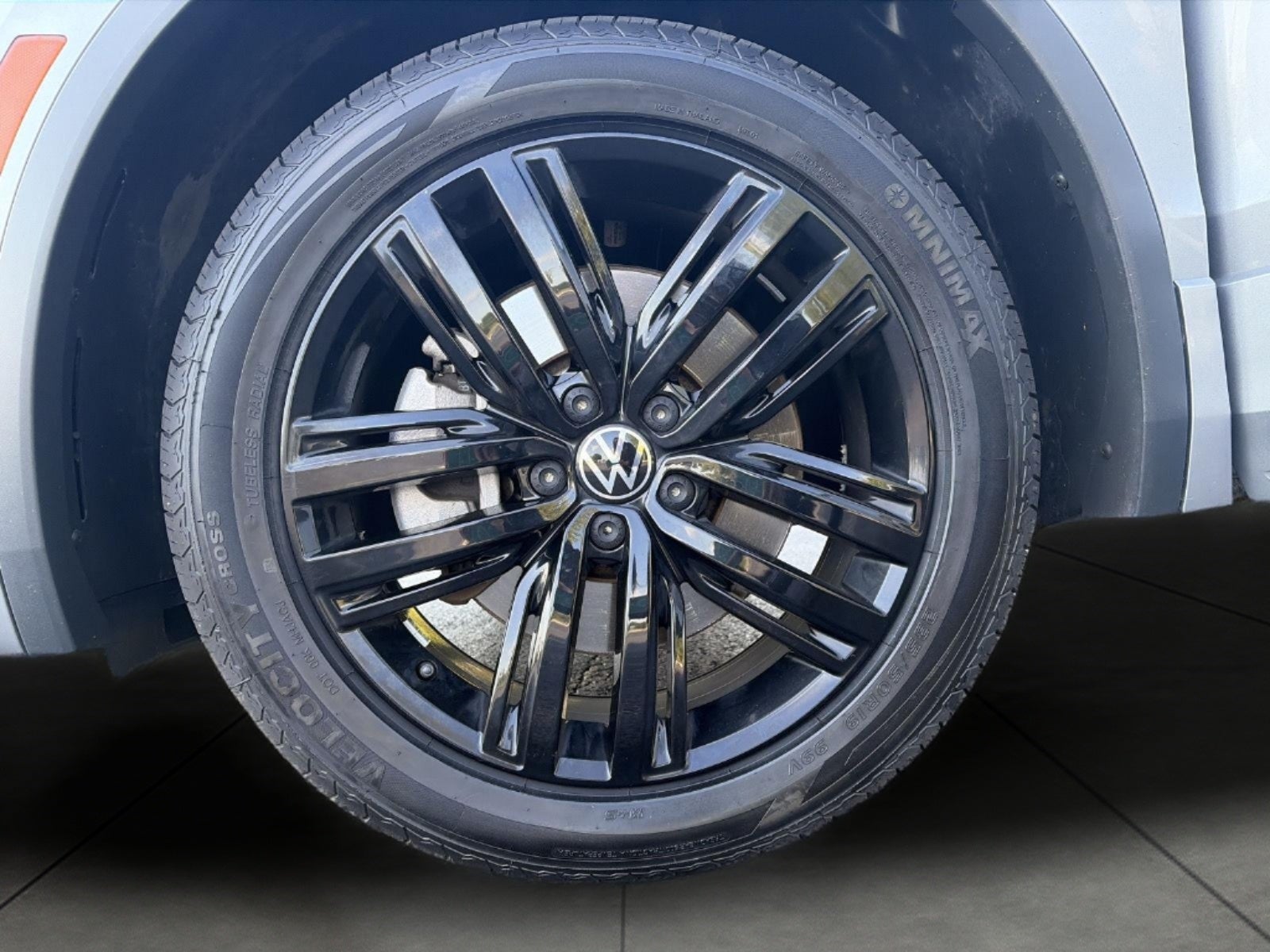 2022 Volkswagen Tiguan 2.0T SE R-Line Black 4MOTION