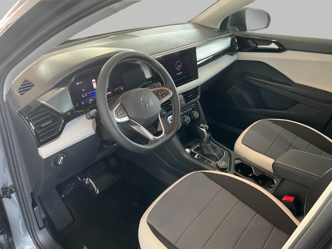 2026 Volkswagen Taos S 4MOTION