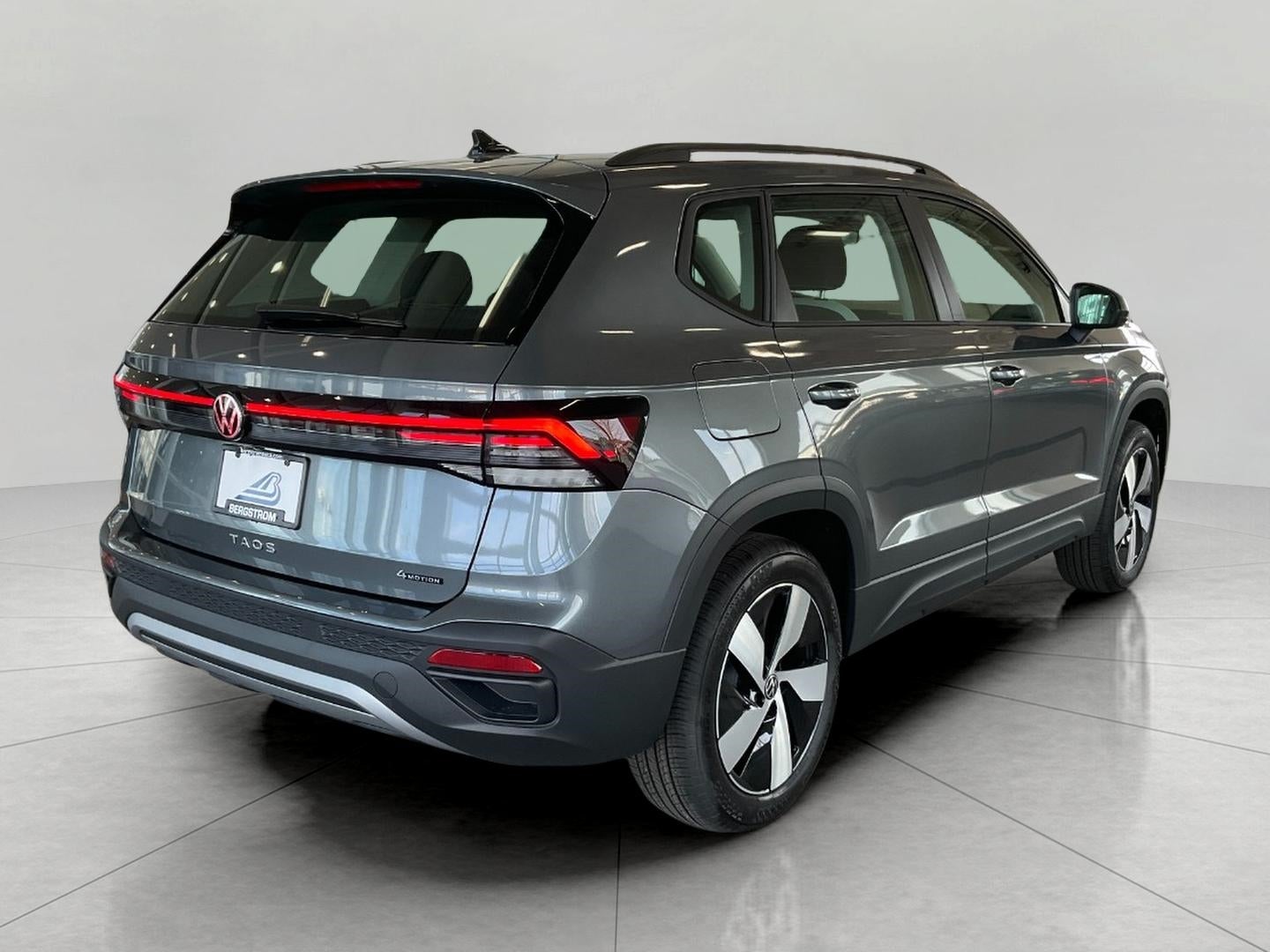 2026 Volkswagen Taos S 4MOTION