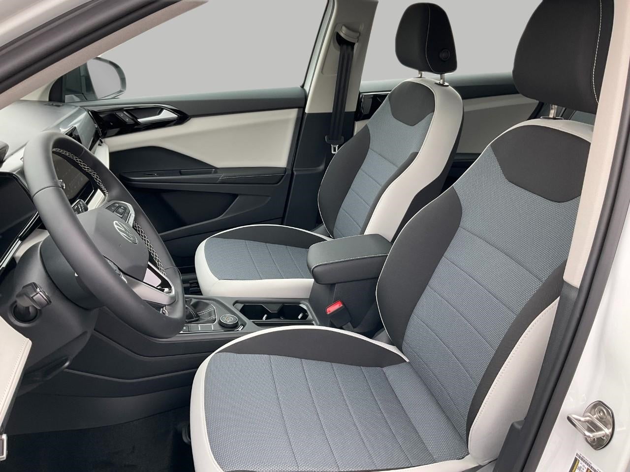 2026 Volkswagen Taos S 4MOTION