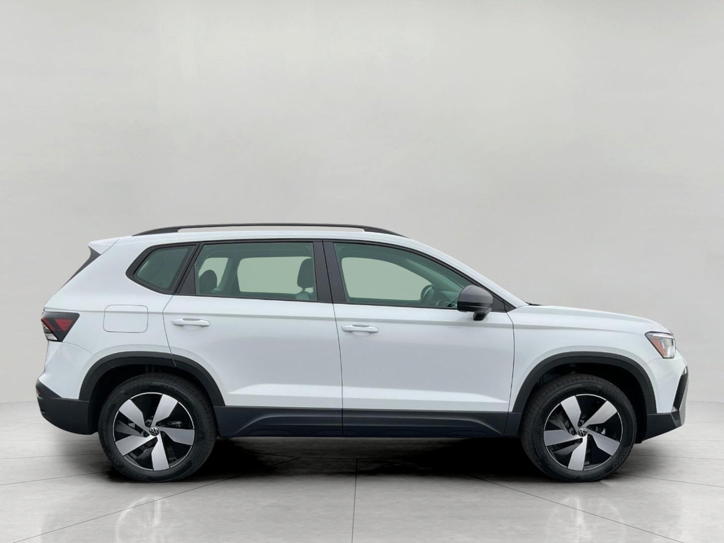 2026 Volkswagen Taos S 4MOTION