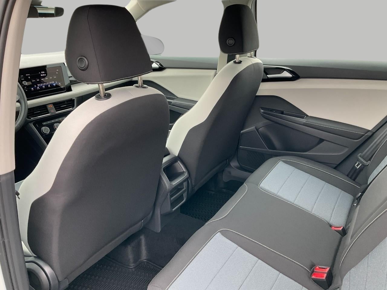 2026 Volkswagen Taos S 4MOTION