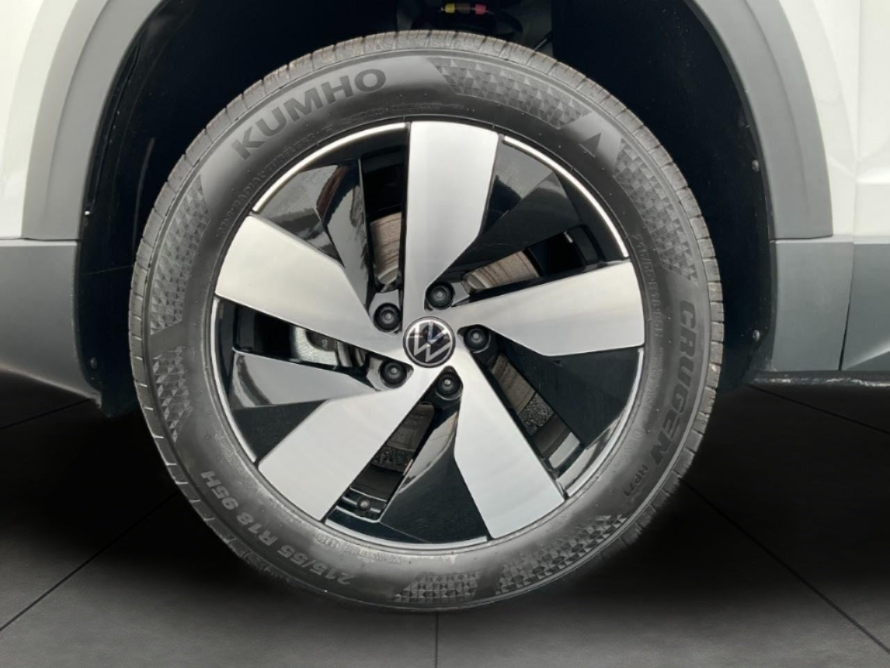 2026 Volkswagen Taos S 4MOTION