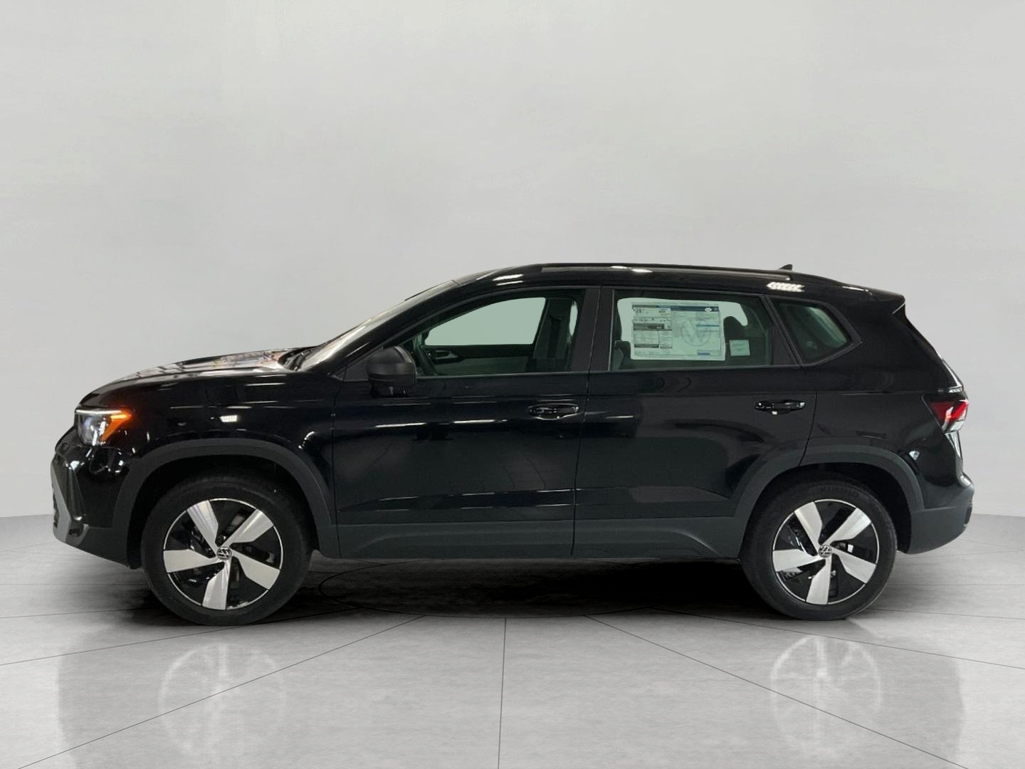 2026 Volkswagen Taos S 4MOTION