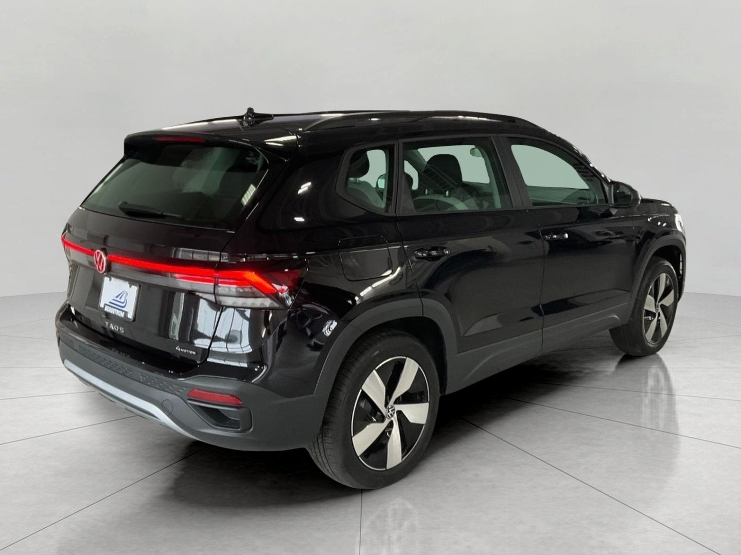 2026 Volkswagen Taos S 4MOTION