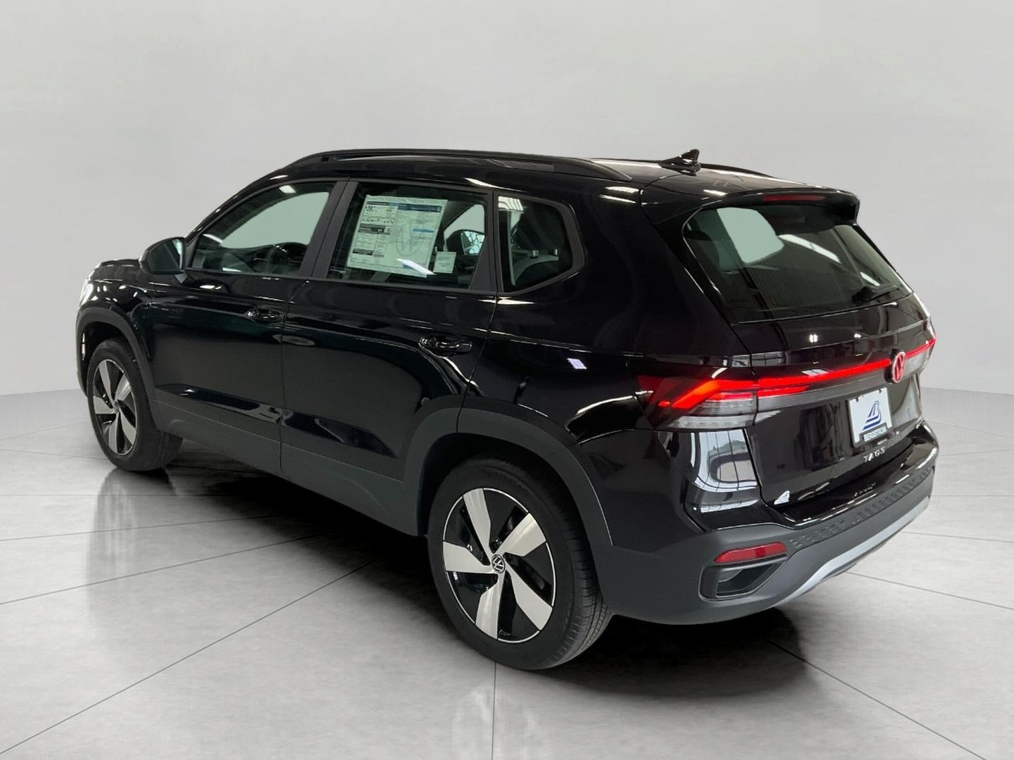 2026 Volkswagen Taos S 4MOTION