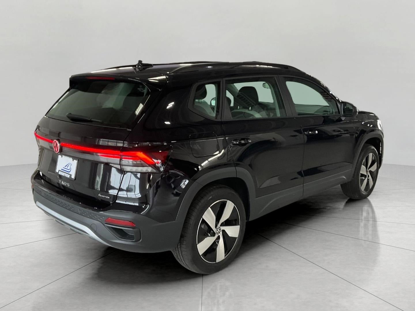 2026 Volkswagen Taos S 4MOTION