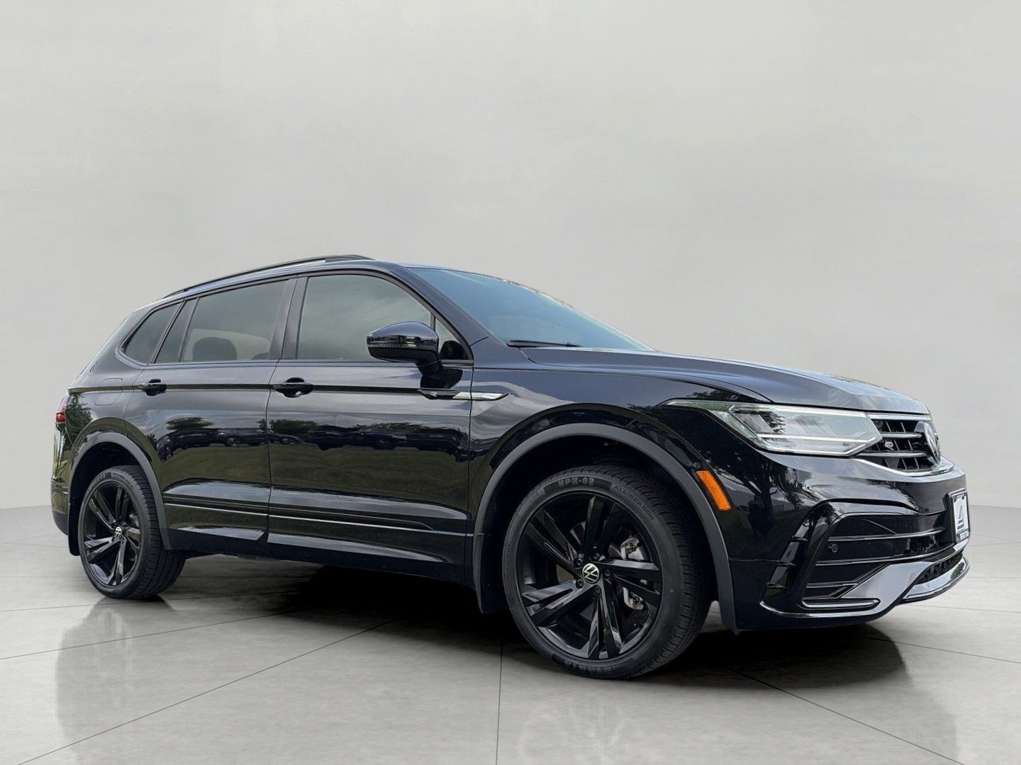 2024 Volkswagen Tiguan 2.0T SE R-Line Black FWD