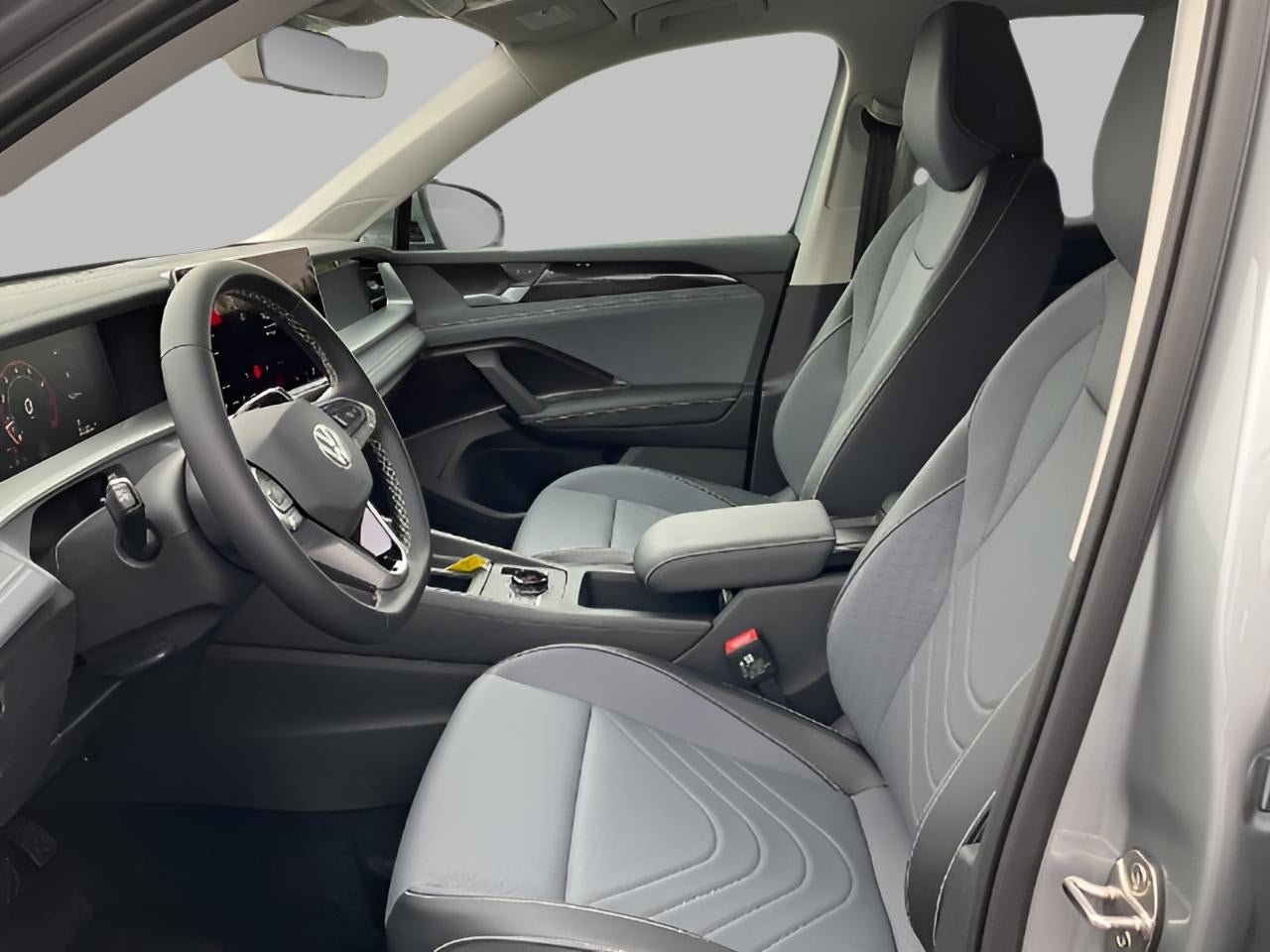 2025 Volkswagen Tiguan 2.0T SE 4MOTION