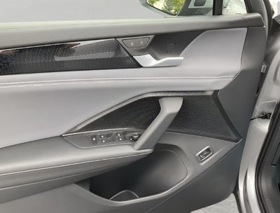 2025 Volkswagen Tiguan 2.0T SE 4MOTION