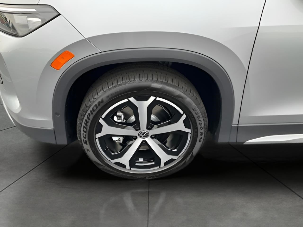 2025 Volkswagen Tiguan 2.0T SE 4MOTION