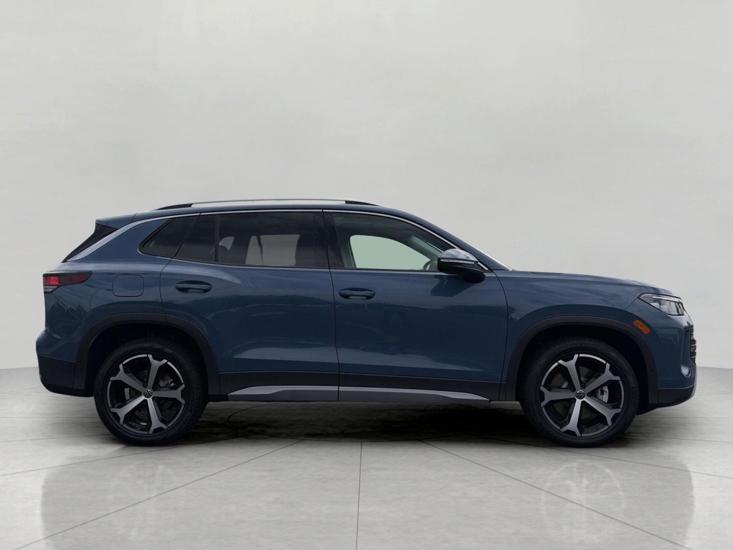 2026 Volkswagen Tiguan SE 4MOTION
