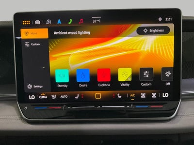 2025 Volkswagen Tiguan 2.0T SE 4MOTION