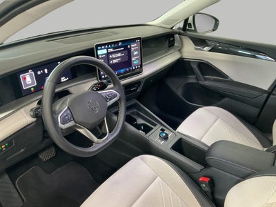 2025 Volkswagen Tiguan 2.0T SE 4MOTION