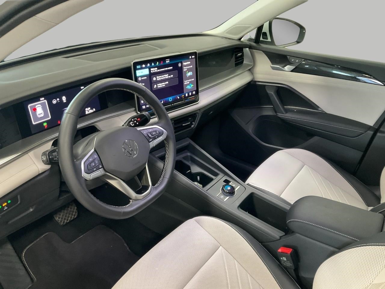 2025 Volkswagen Tiguan 2.0T SE 4MOTION