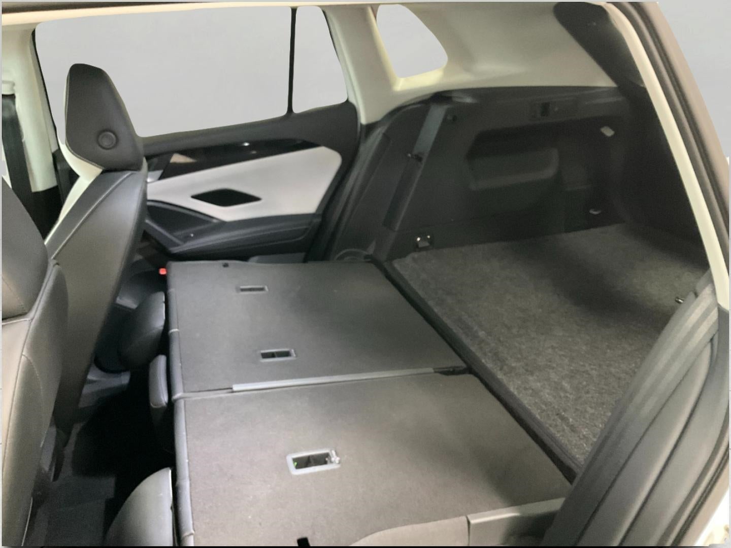 2025 Volkswagen Tiguan 2.0T SE 4MOTION