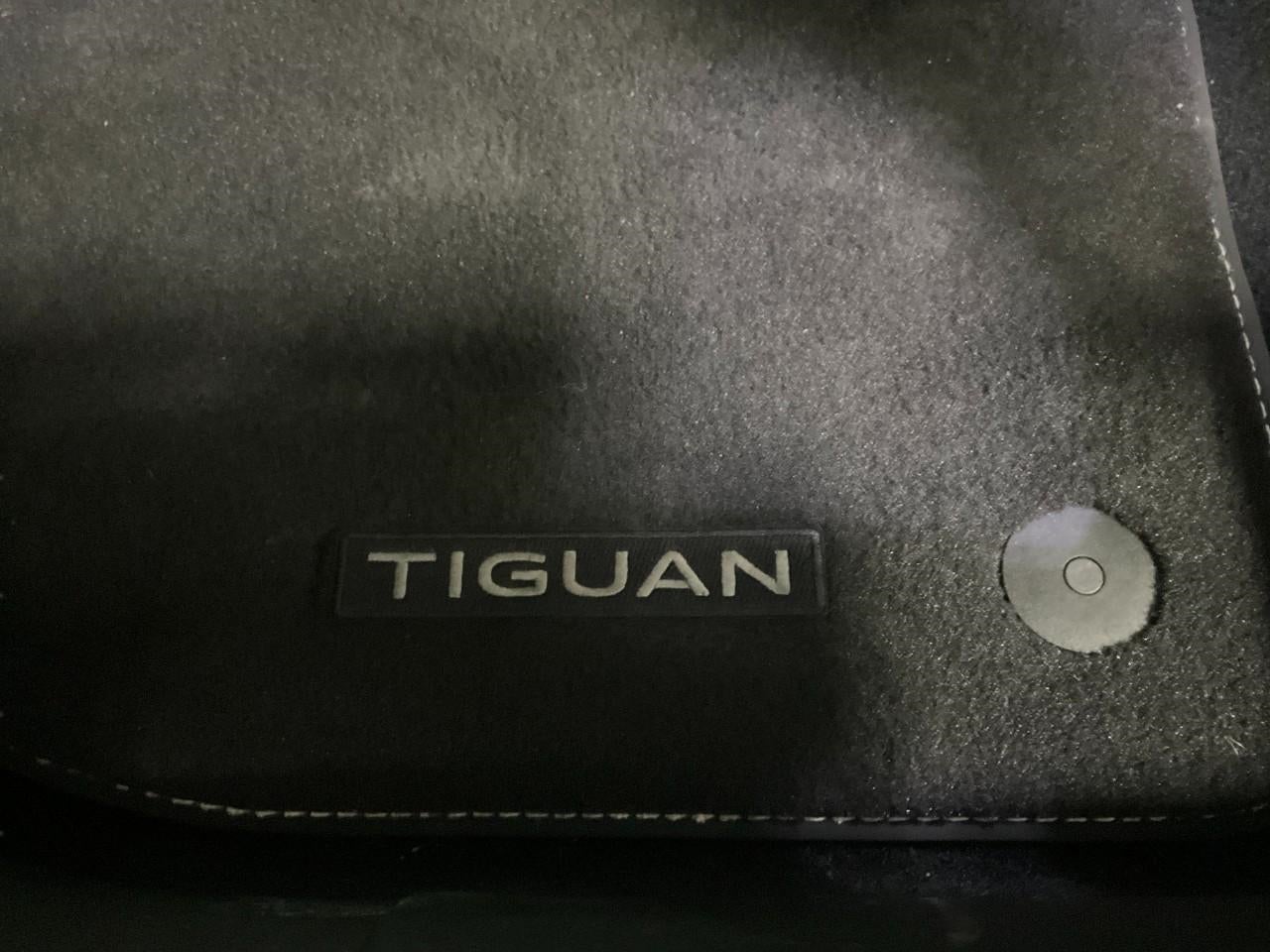 2025 Volkswagen Tiguan 2.0T SE 4MOTION