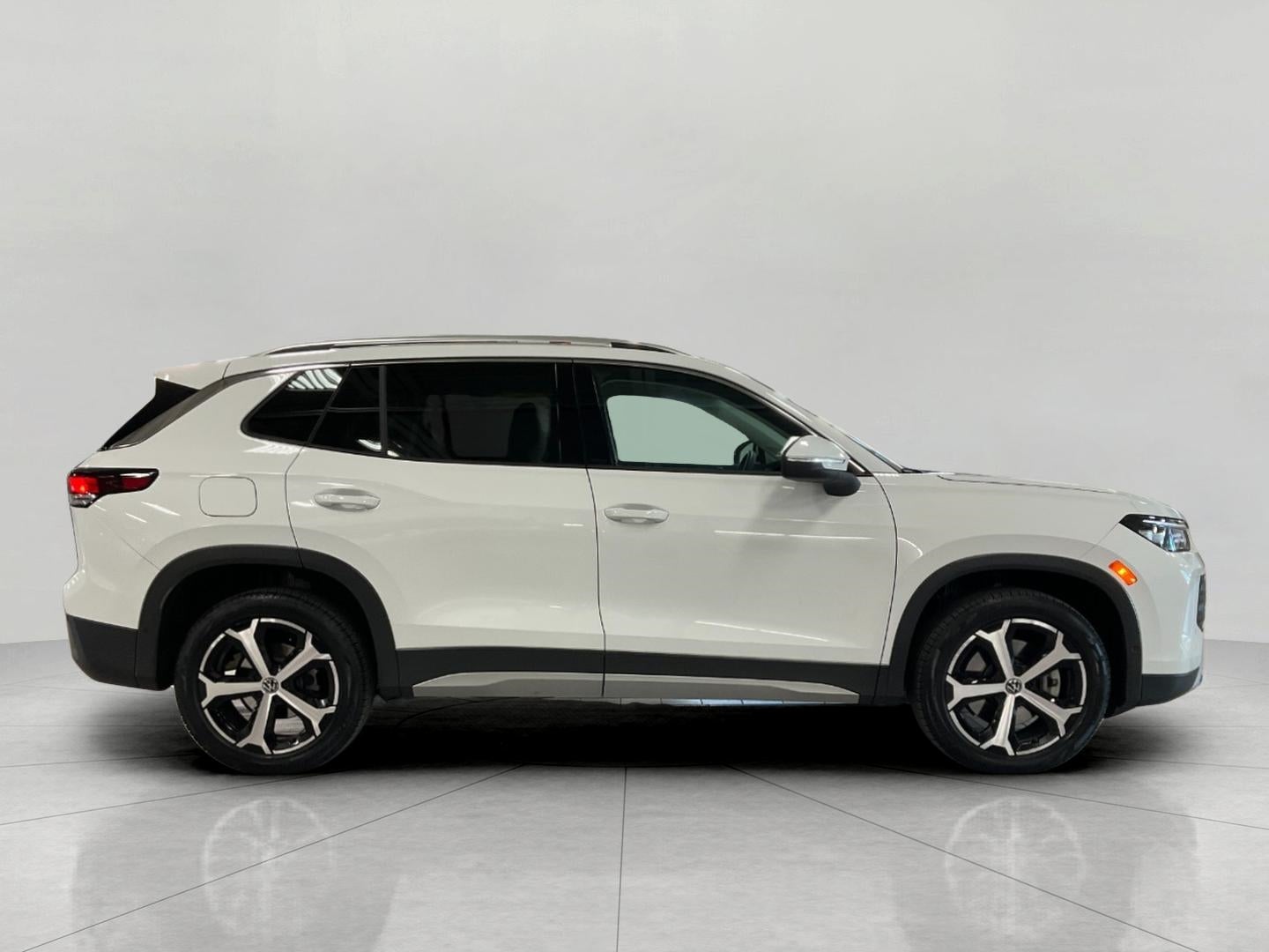 2025 Volkswagen Tiguan 2.0T SE 4MOTION