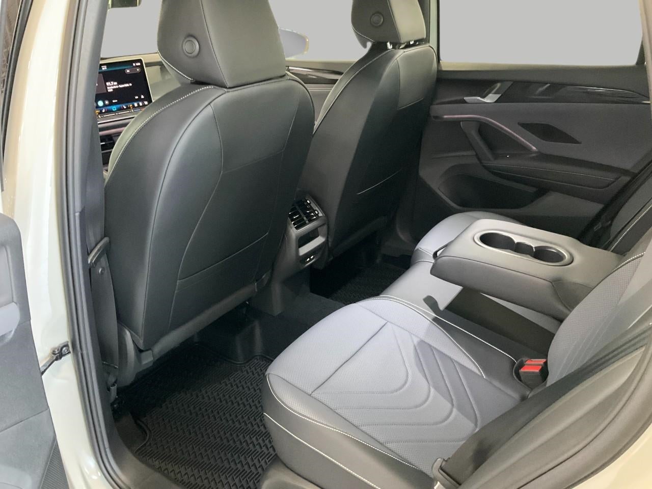 2026 Volkswagen Tiguan SE R-Line Black 4MOTION