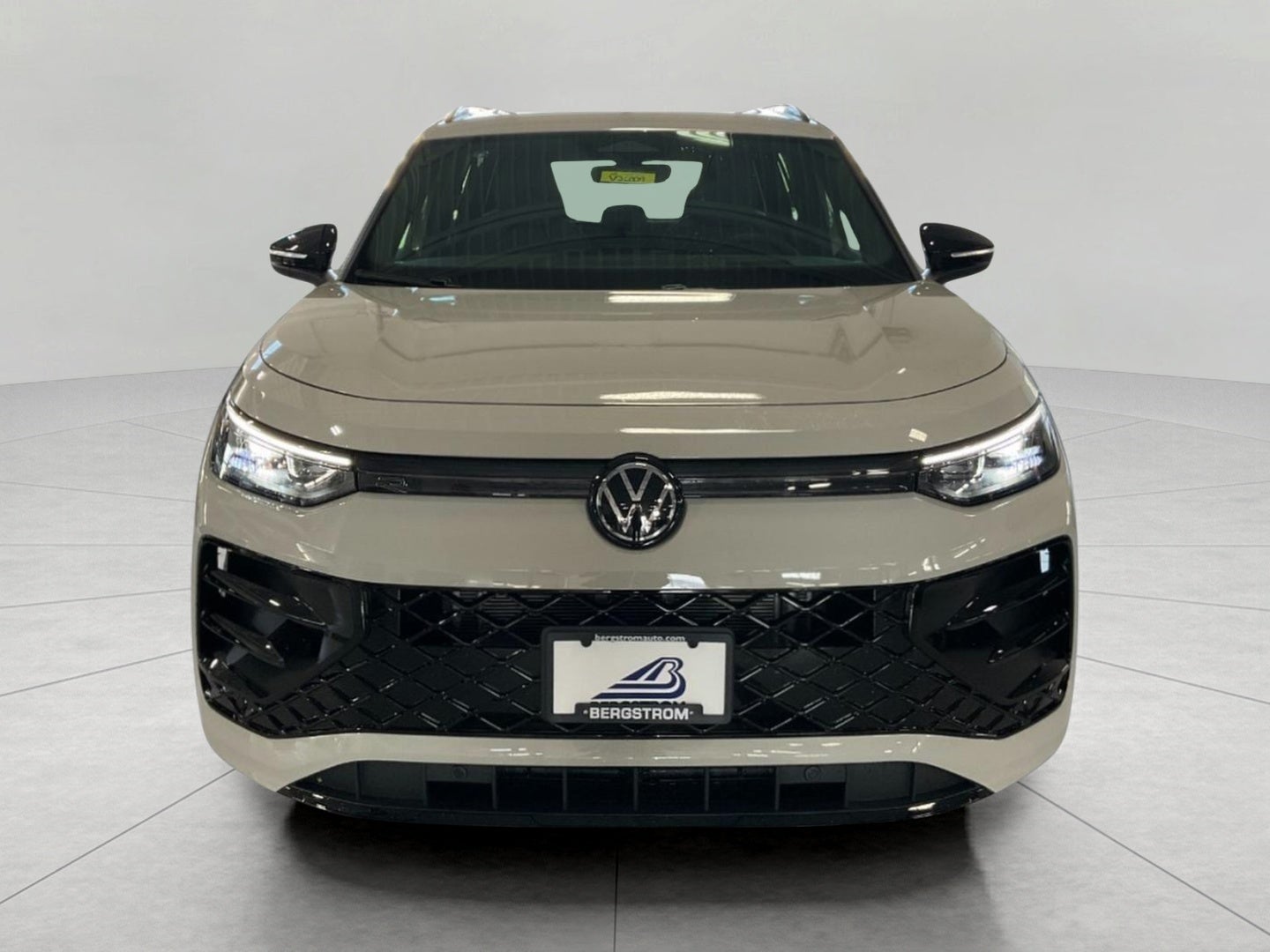 2026 Volkswagen Tiguan SE R-Line Black 4MOTION