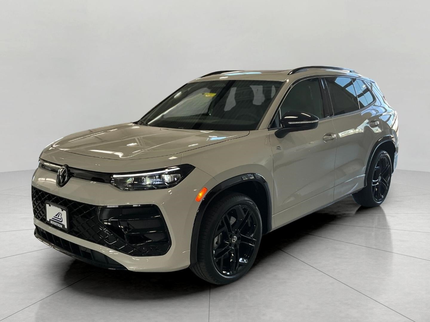 2026 Volkswagen Tiguan SE R-Line Black 4MOTION