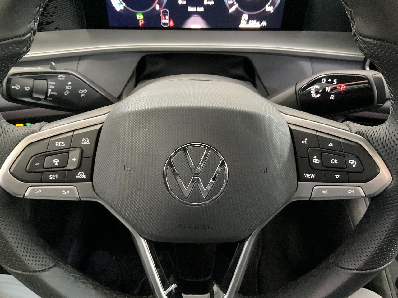 2026 Volkswagen Tiguan SE R-Line Black 4MOTION