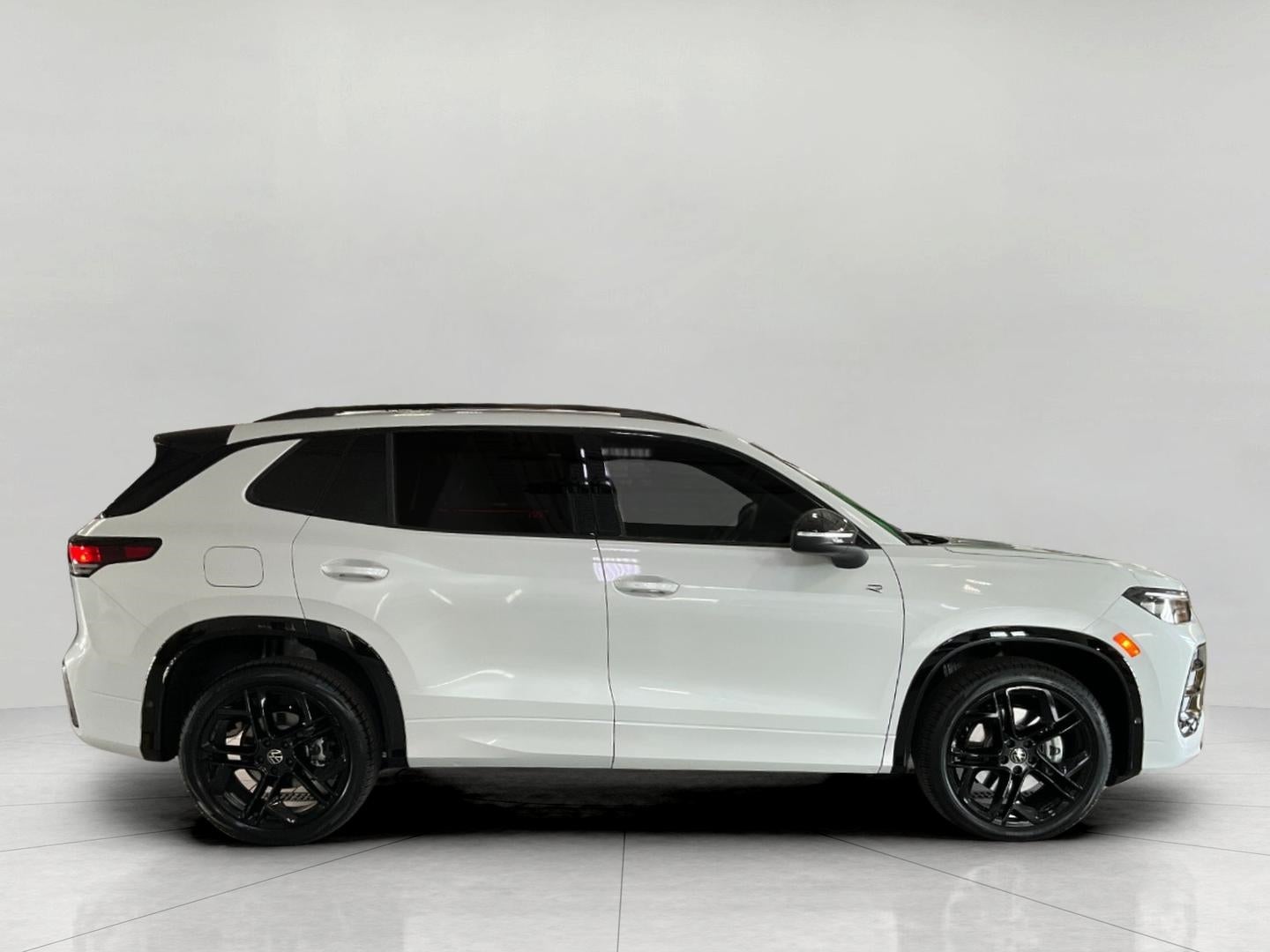 2026 Volkswagen Tiguan SE R-Line Black 4MOTION