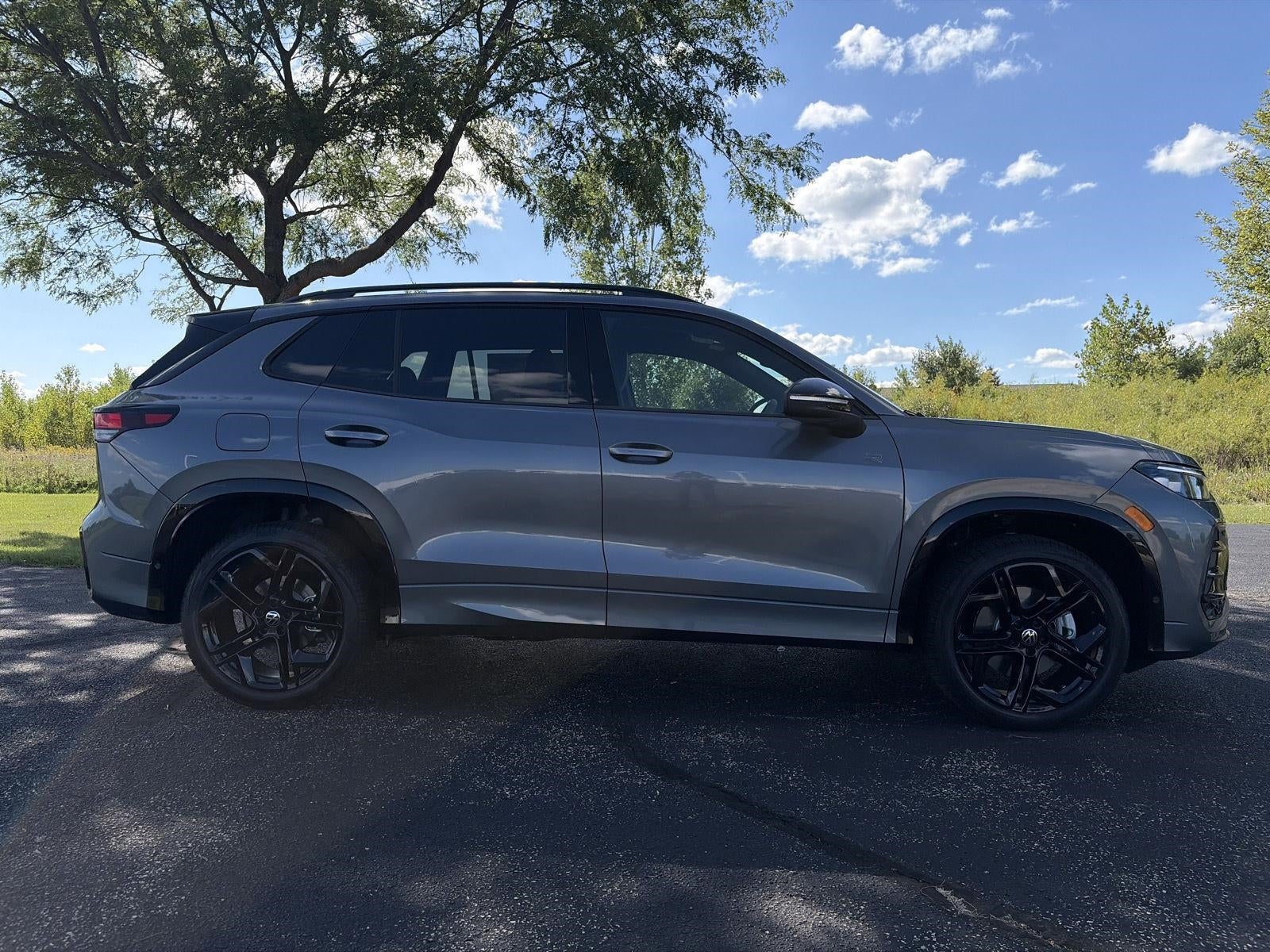 2026 Volkswagen Tiguan SE R-Line Black 4MOTION