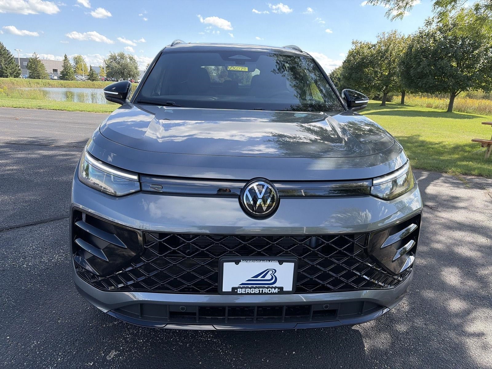 2026 Volkswagen Tiguan SE R-Line Black 4MOTION