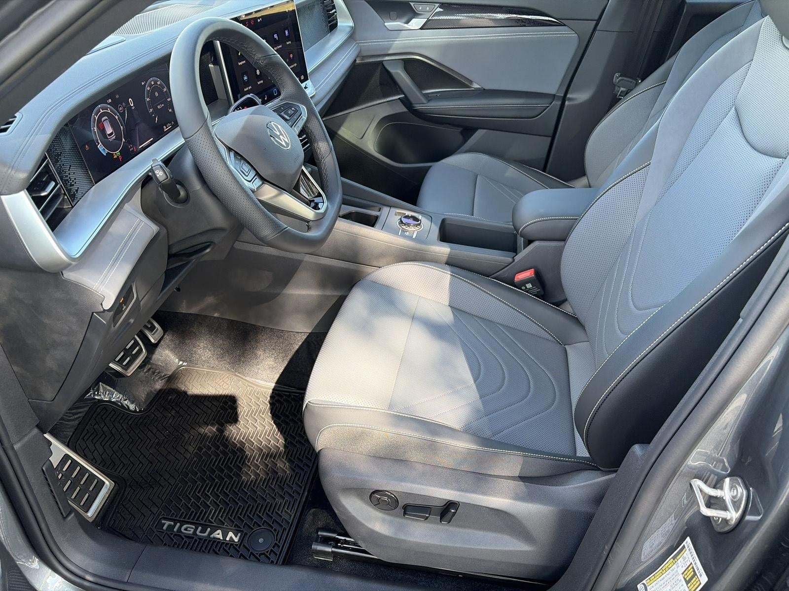 2026 Volkswagen Tiguan SE R-Line Black 4MOTION