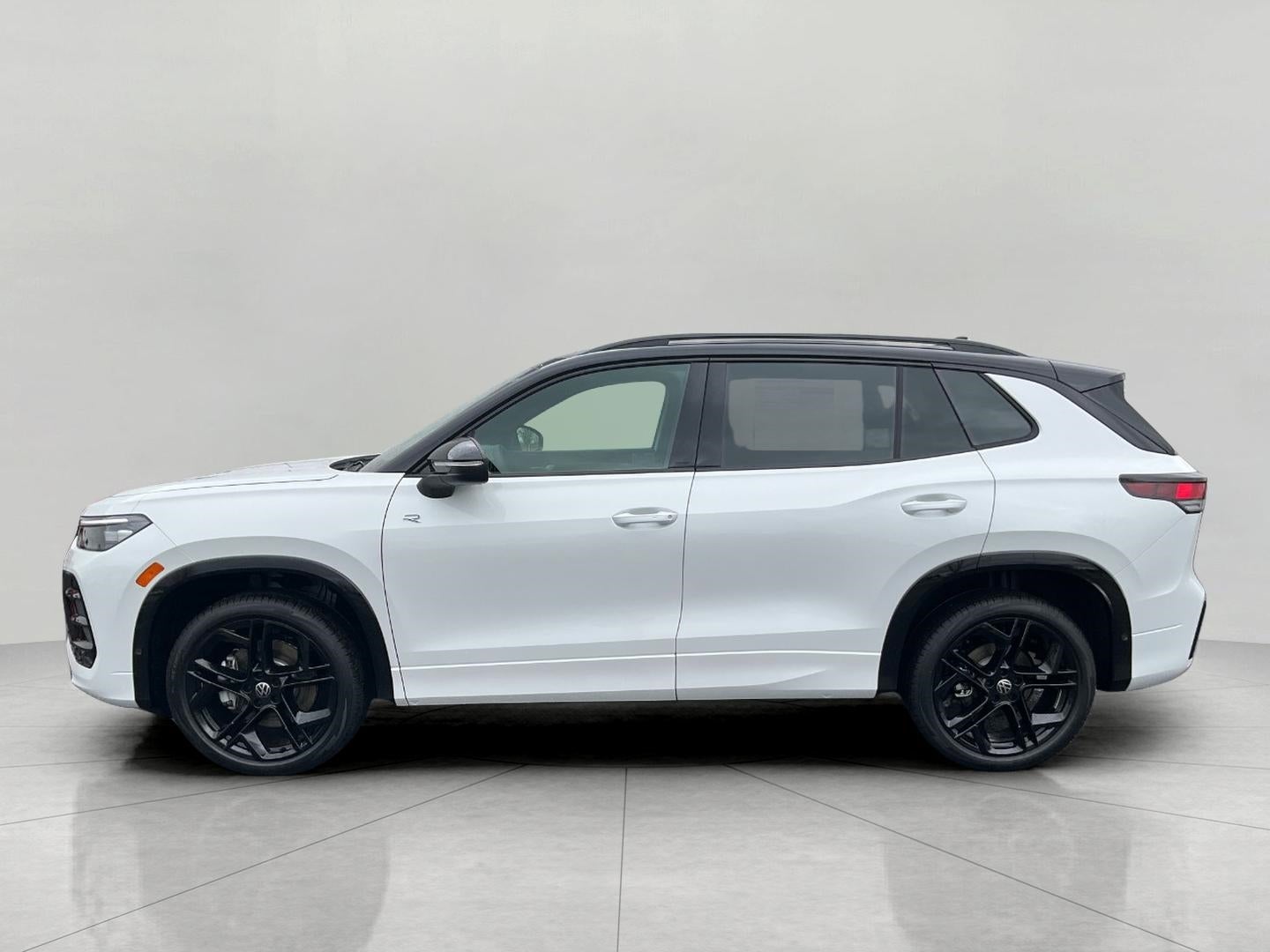 2026 Volkswagen Tiguan SE R-Line Black 4MOTION