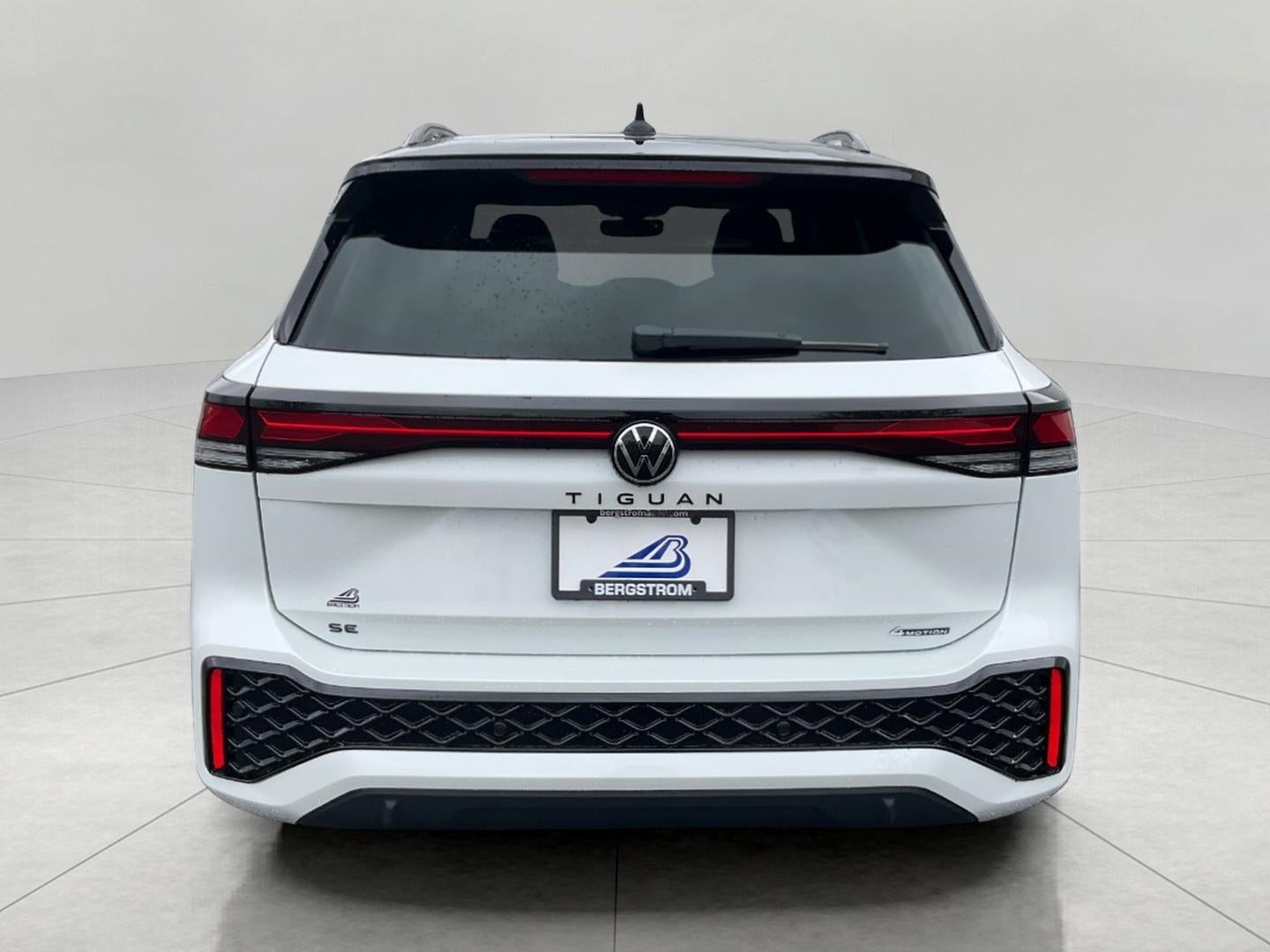 2026 Volkswagen Tiguan SE R-Line Black 4MOTION
