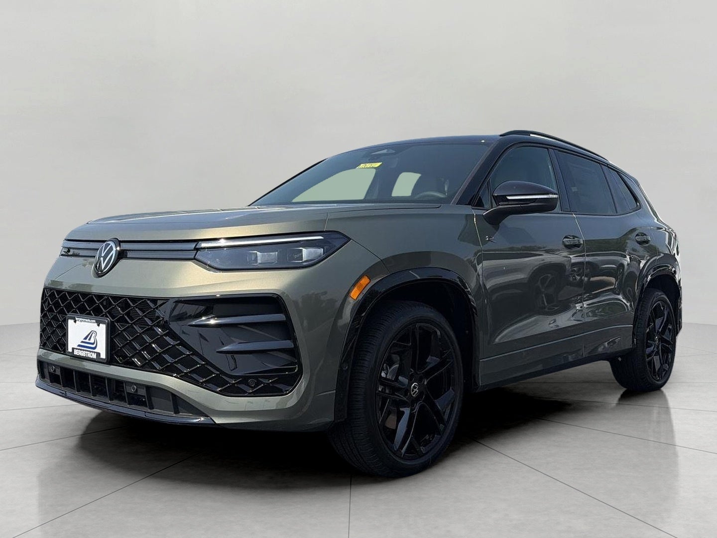 2026 Volkswagen Tiguan SE R-Line Black 4MOTION