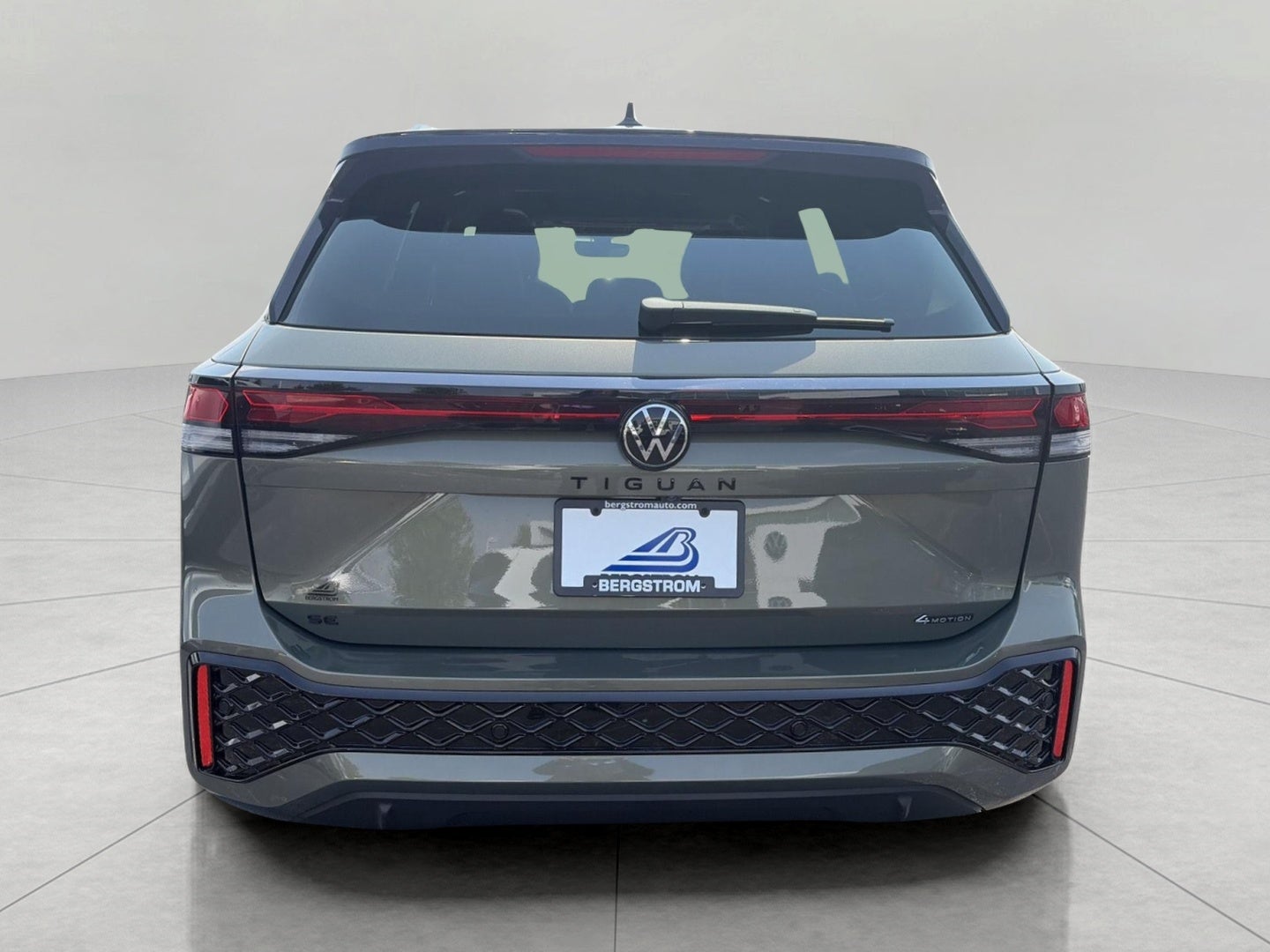 2026 Volkswagen Tiguan SE R-Line Black 4MOTION