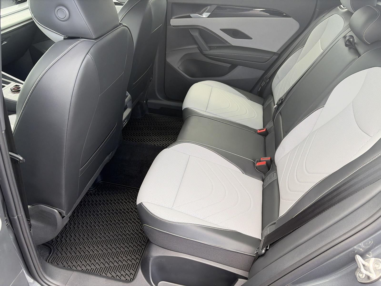 2026 Volkswagen Tiguan SE R-Line Black 4MOTION