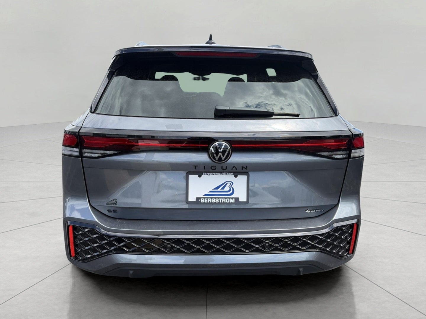 2026 Volkswagen Tiguan SE R-Line Black 4MOTION