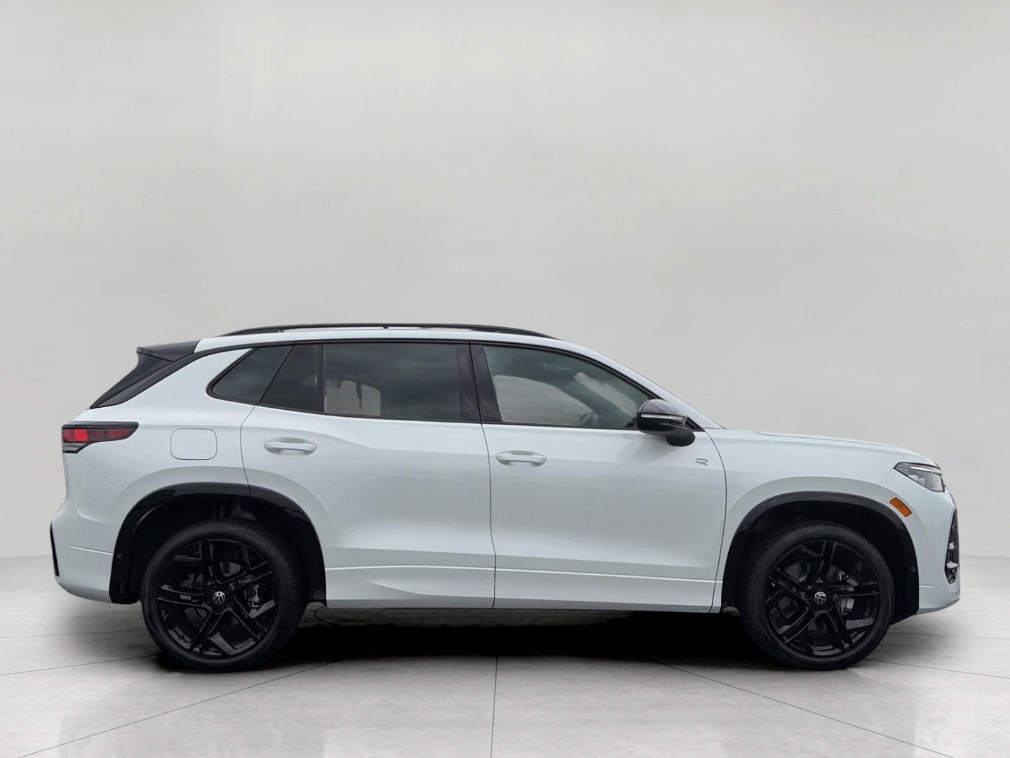 2026 Volkswagen Tiguan SE R-Line Black 4MOTION