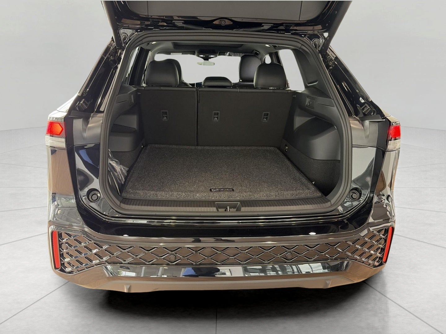 2026 Volkswagen Tiguan SE R-Line Black 4MOTION