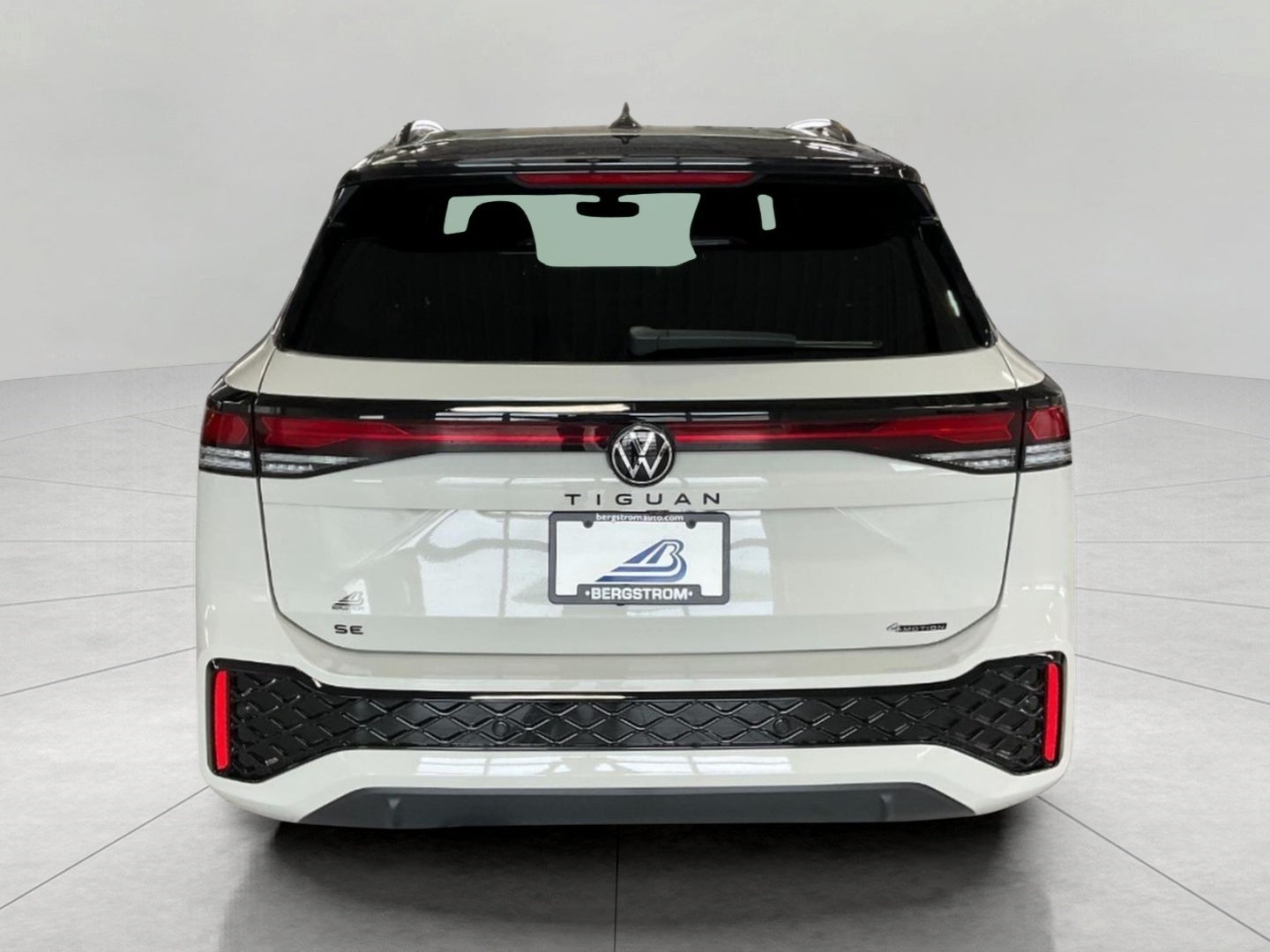 2026 Volkswagen Tiguan SE R-Line Black 4MOTION