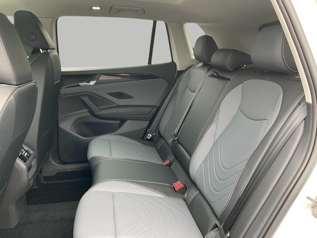 2026 Volkswagen Tiguan SE 4MOTION