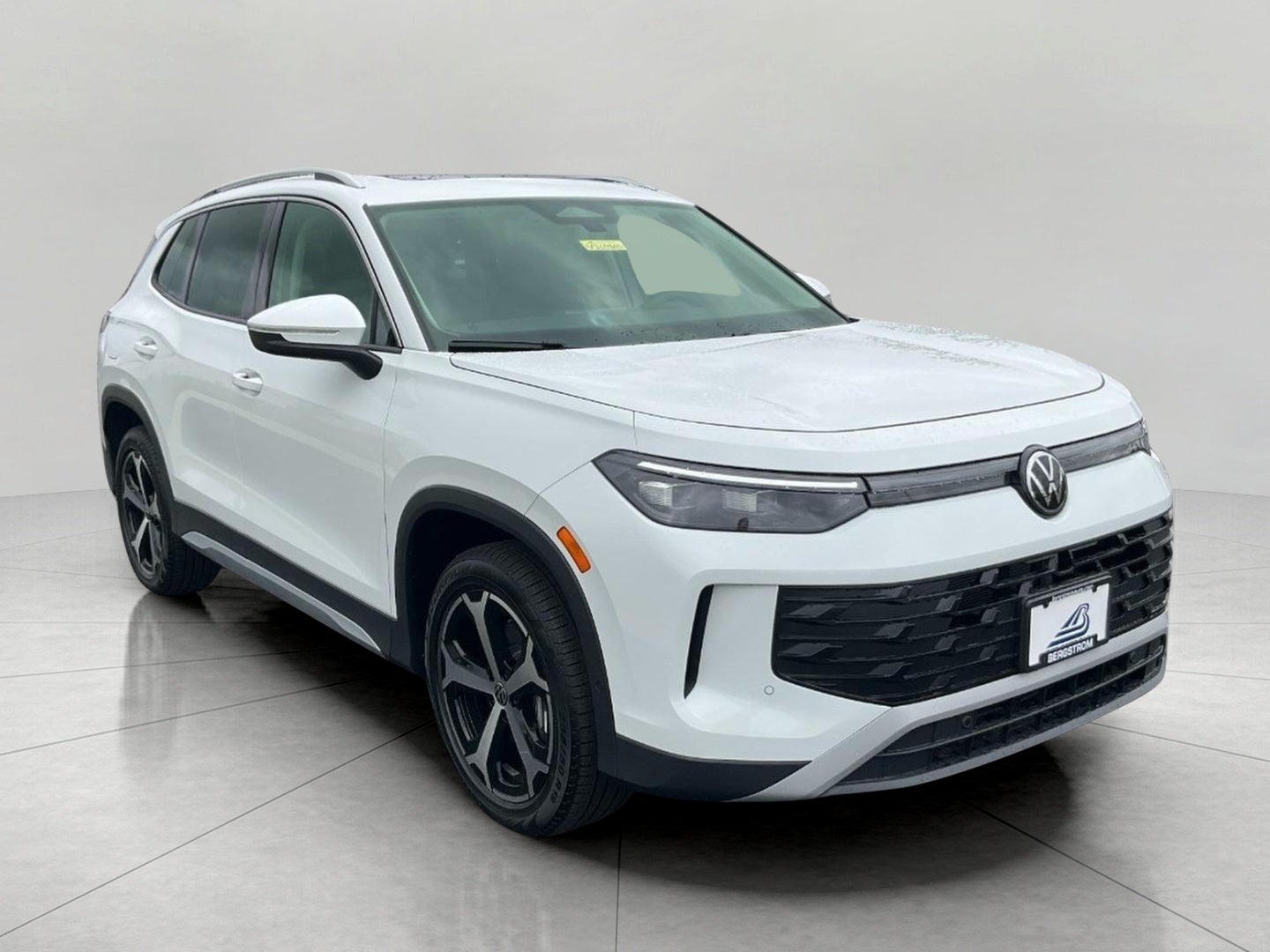 2026 Volkswagen Tiguan SE 4MOTION