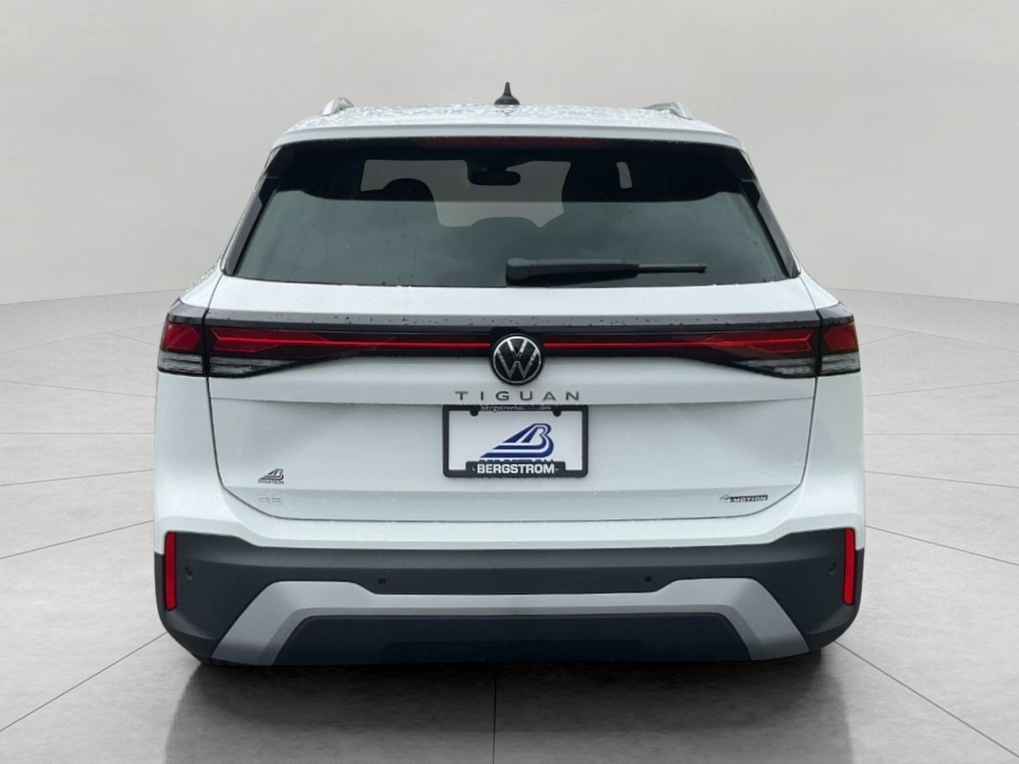 2026 Volkswagen Tiguan SE 4MOTION