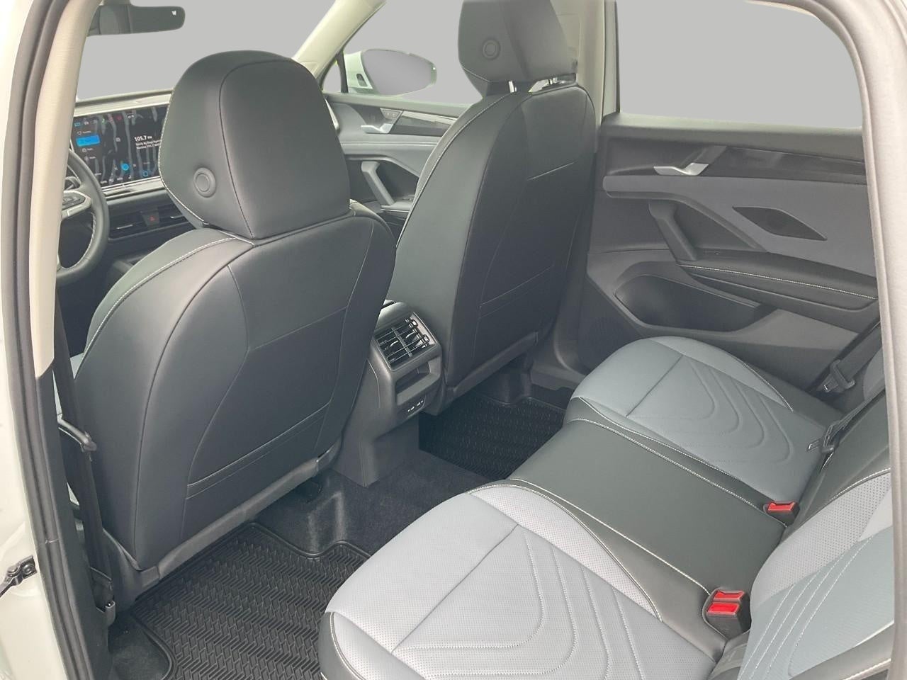 2026 Volkswagen Tiguan SE 4MOTION