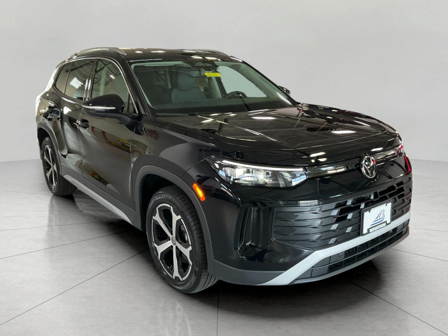 2026 Volkswagen Tiguan SE 4MOTION