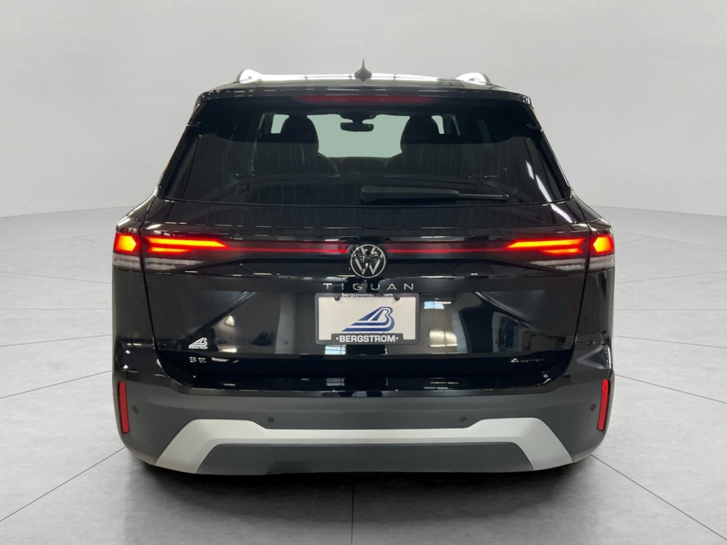 2026 Volkswagen Tiguan SE 4MOTION