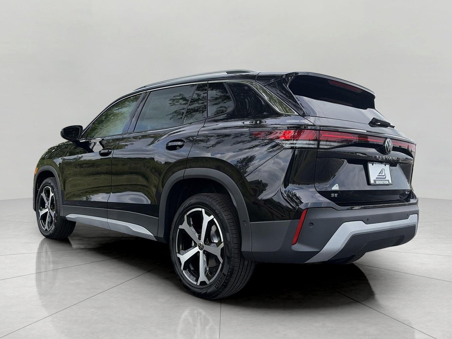 2026 Volkswagen Tiguan SE 4MOTION