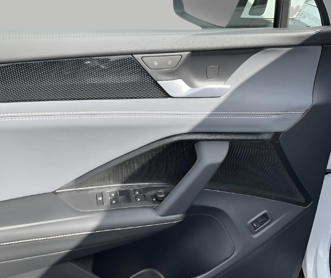 2025 Volkswagen Tiguan 2.0T SE 4MOTION